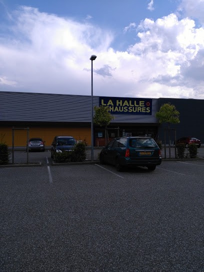 La Halle Chaussures Et Maroquinerie, Magasin de Vêtements à Otterswiller