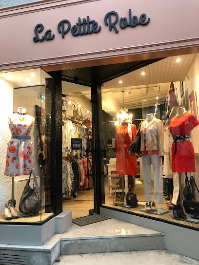 La Petite Robe, Magasin de Vêtements à Montfort-l'Amaury