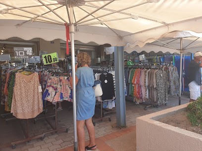Le Good-Luck, Magasin de Vêtements au Lavandou