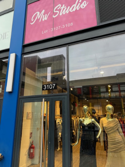 Mw Studio Magasin De Vêtements à Aubervilliers
