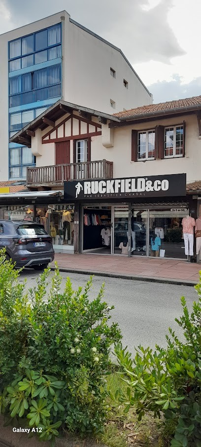 Ruckfield & CO Hossegor, Magasin de Vêtements à Angresse