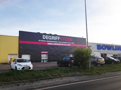 Degriffstock Marseille (Plan De Campagne), Magasin de Vêtements aux Pennes-Mirabeau