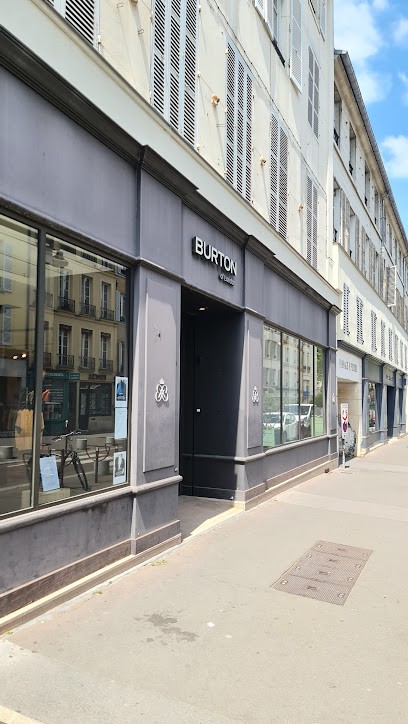Burton of London, Magasin de Vêtements à Versailles