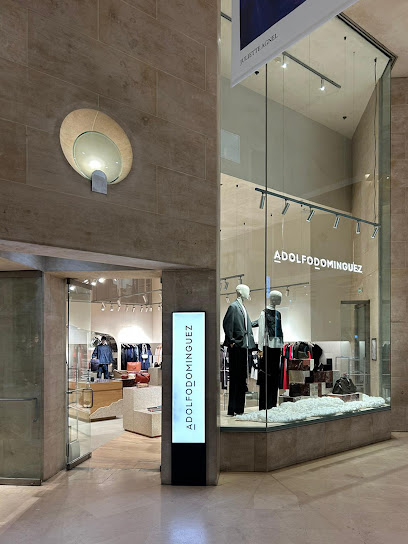 Adolfo Dominguez Magasin De Vêtements à Paris 01
