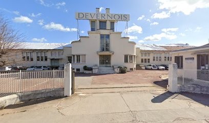 LUXXL, Magasin de Vêtements au Coteau