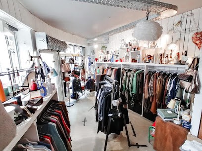 Isa Et Les Piplettes, Magasin de Vêtements aux Sables-d'Olonne