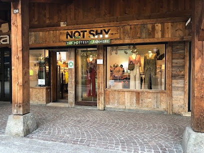 NOTSHY MEGEVE, Magasin de Vêtements à Megève