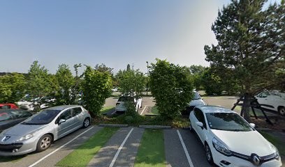 Claudie Pierlot, Magasin de Vêtements à Villefontaine