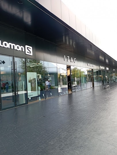 IZAC VILLEFONTAINE : Costume & Prêt-à-porter Homme, Magasin de Vêtements à Villefontaine