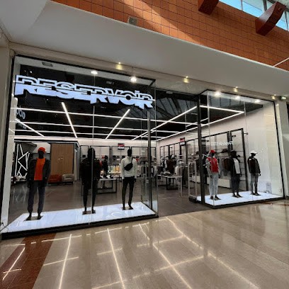 Reservoir, Magasin de Vêtements au Pontet