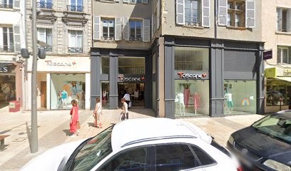 Armand Thiery, Magasin de Vêtements à Villefranche-sur-Saône