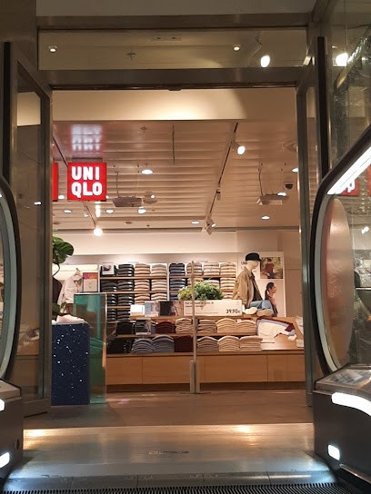 Citadium Nation, Magasin de Vêtements à Paris 20