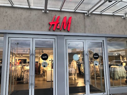 H&M, Magasin de Vêtements à Nevers