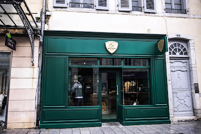 Boutique Section Paloise Béarn Pyrénées Magasin De Vêtements à Pau