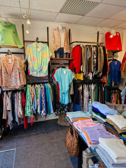 Rien Que Pour Vous : Prêt À Porter Accessoires, Magasin De Vêtements à Ivry-la-Bataille