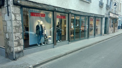 CAROL'YNE ET JOHN, Magasin de Vêtements à Provins