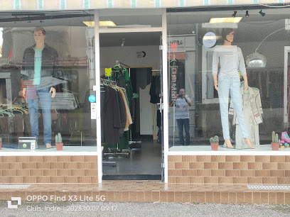 Gochi Magasin De Vêtements à Cluis