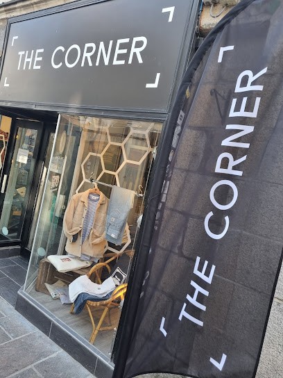 The Corner, Magasin de Vêtements à Laval