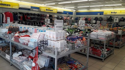 Zeeman Trets La Burlière, Magasin de Vêtements à Trets