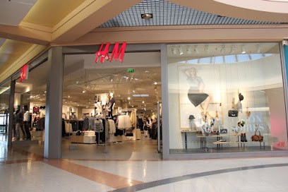 H&M, Magasin de Vêtements à Cherbourg-en-Cotentin