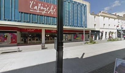 Tommy Jeans, Magasin de Vêtements à La Roche-sur-Yon