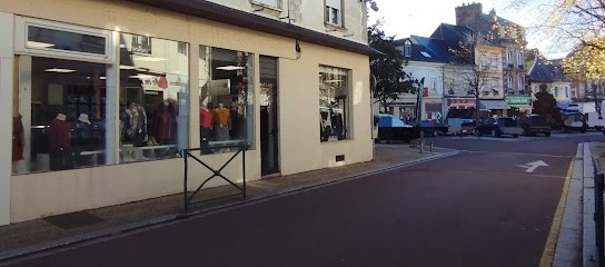 Solidarité Insertion Infini Frip, Magasin de Vêtements à Saint-André-de-l'Eure