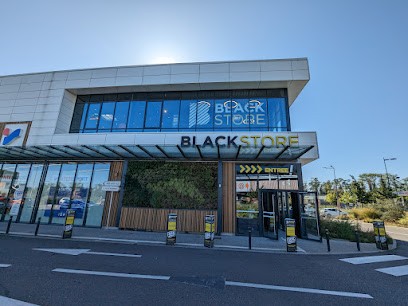 Blackstore Saint-Louis, Magasin de Vêtements à Saint-Louis