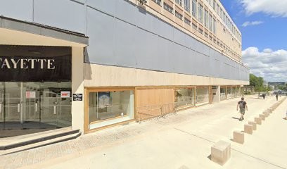 Stand KOOKAÏ - Galeries Lafayette, Magasin de Vêtements à Limoges