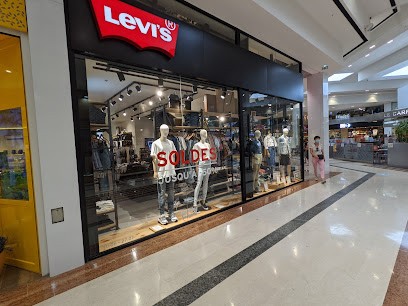 Levi's La Valentine, Magasin de Vêtements à Marseille 11