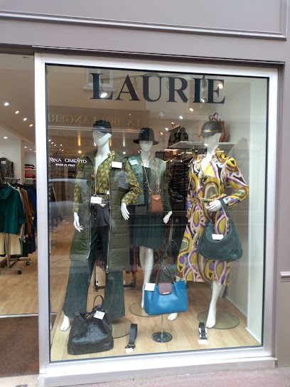 Laurie-Georgia, Magasin de Vêtements à Saint-Germain-en-Laye