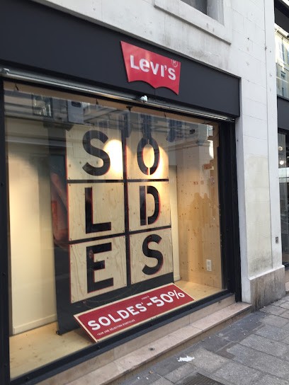 Levi's® Marseille Saint Ferreol, Magasin de Vêtements à Marseille 06