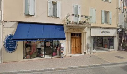 Mme Anne-Marie Marin, Magasin de Vêtements à Nyons