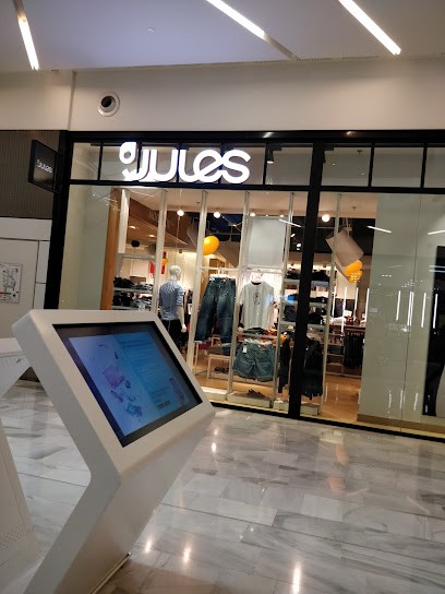 Jules Villeneuve-La-Garenne, Magasin de Vêtements à Villeneuve-la-Garenne