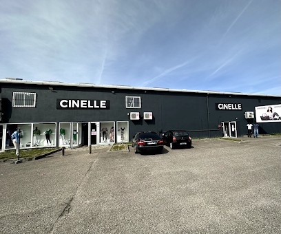 Cinelle Boutique, Magasin de Vêtements à Mions