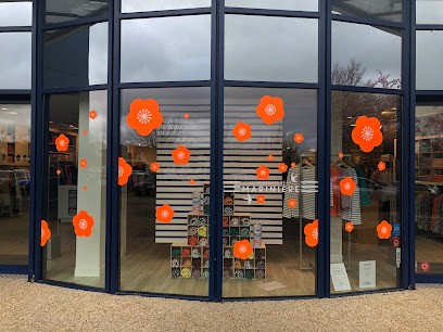 SAINT JAMES - Boutique sur le site des Ateliers, Magasin de Vêtements à Saint-James