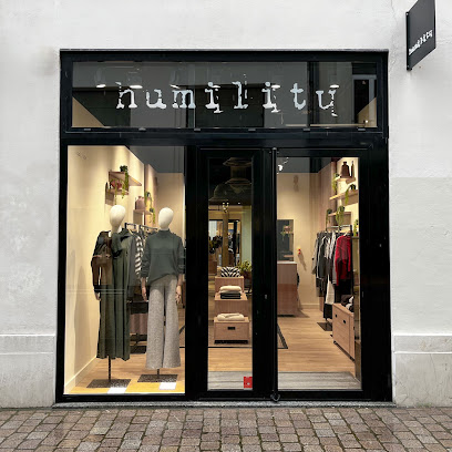 Humility Magasin De Vêtements à Nantes