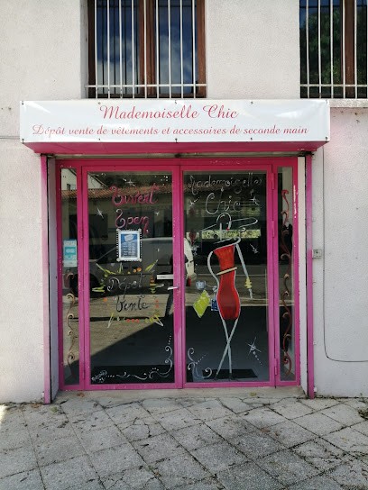 Mademoiselle Chic, Magasin de Vêtements à Limoux