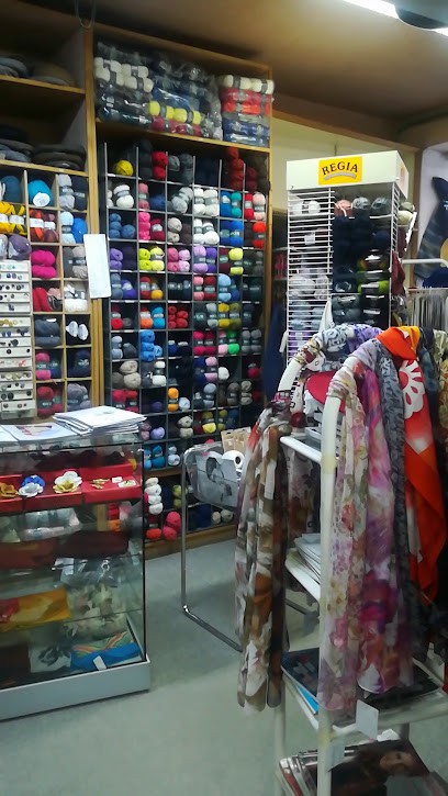 Mercerie Lherpinière Françoise, Magasin de Vêtements au Blanc