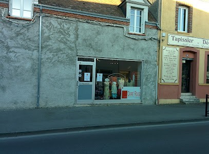 Carré Rouge Boutique, Magasin de Vêtements à Montargis