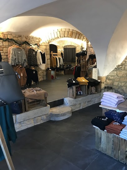 Chez Les Miss, Magasin de Vêtements à Plauzat