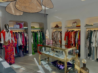 Chic Et Charme Magasin De Vêtements à Bergerac