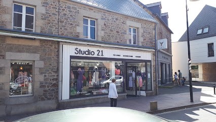 STUDIO 21, Magasin de Vêtements à Perros-Guirec