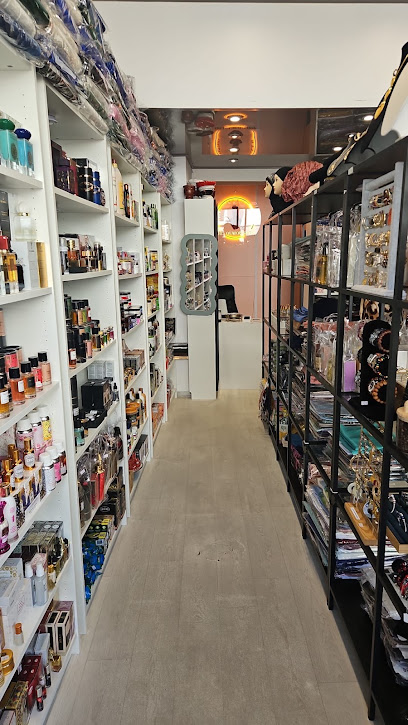 Trésors D'afrique Et D'ailleurs Magasin De Vêtements à Épernay