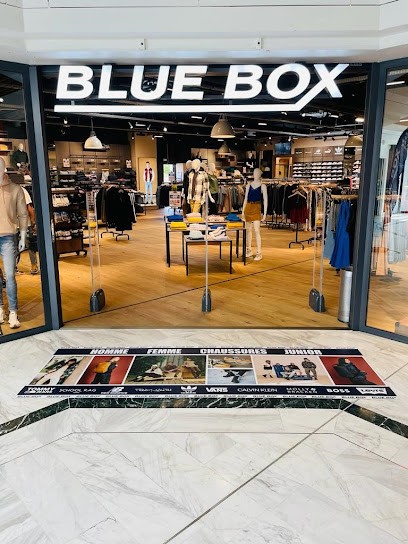 Blue Box, Magasin de Vêtements à Laval