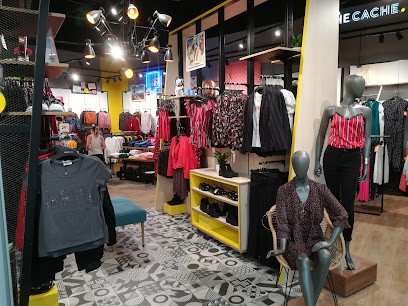 Cache Cache, Magasin de Vêtements à Agde