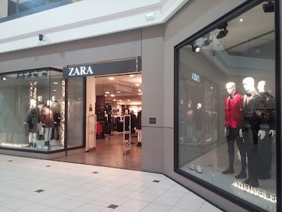 Zara, Magasin de Vêtements à Roques