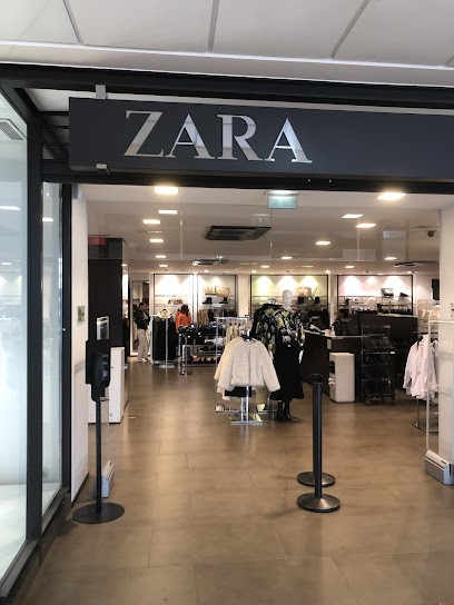 ZARA, Magasin de Vêtements à Valence