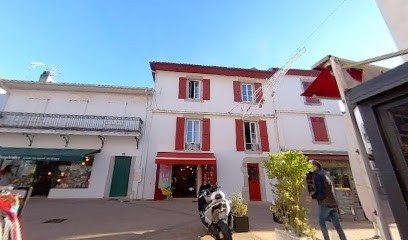 Rue Loquin, Magasin de Vêtements à Saint-Jean-de-Luz