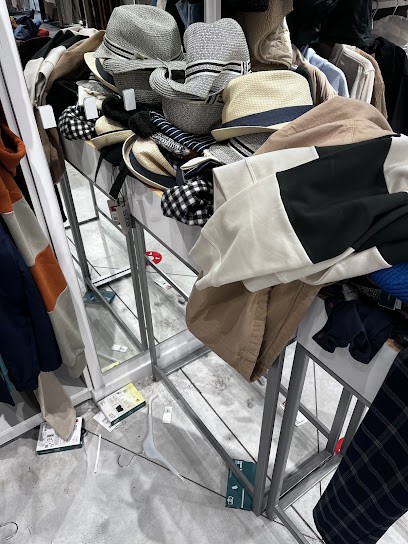 JULES-BZB Multistore Pontault Combault - Fermeture Définitive, Magasin de Vêtements à Pontault-Combault