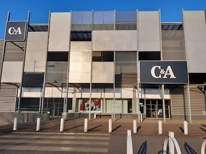 C&A, Magasin de Vêtements à La Roche-sur-Yon